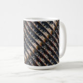"Silent Thunder 2 Tiled" Abstract Design Mok (Voorkant rechts)