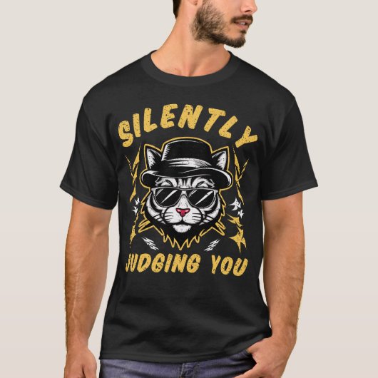 Silently Judging You Cool Cat Funny T-shirt (Voorkant)