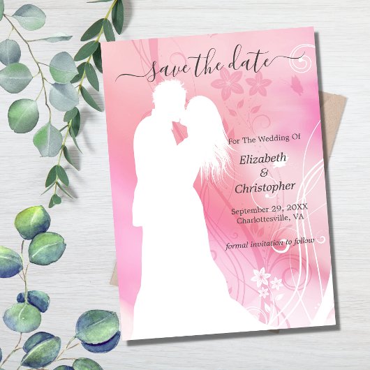 Silhouet kuspend stel roze witte bloemen save the date