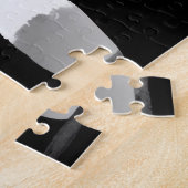 Silhouet Paar Omhelzen in Zwart Wit Bos Legpuzzel (Zijkant)