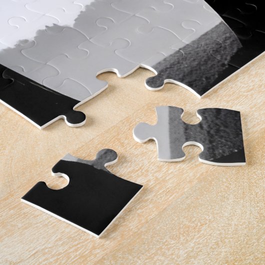 Silhouet romantisch paar omhelzen onder bomen legpuzzel (Zijkant)