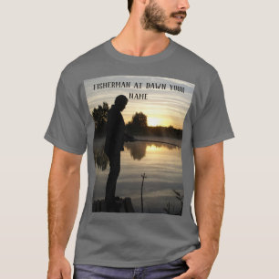 Silhouet van de visser in de ochtend t-shirt