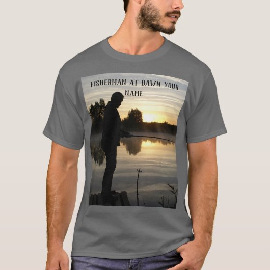 Silhouet van de visser in de ochtend t-shirt (Voorkant)