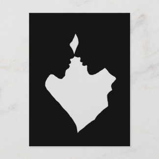 silhouet van het man en de liefhebbende vrouw briefkaart