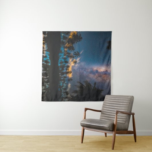 Silhouet van kokosbomen, weerkaatst op het lichaam wandkleed (In Situ (horizontaal))