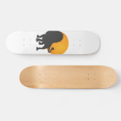 Silhouet van leeuw - Kies achtergrondkleur Persoonlijk Skateboard (Horizontaal)