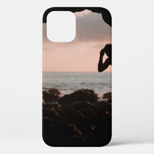 Silhouet van man in grot Case-Mate iPhone case