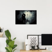 Silhouet van romantisch paar in nevelige straatlan poster (Thuiskantoor)