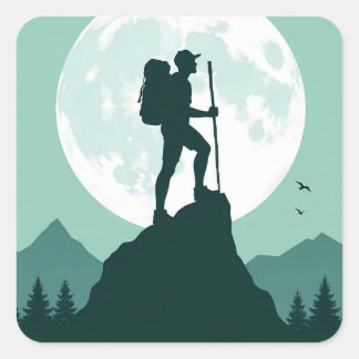 Silhouet van wandelaar op top met maan en bergen vierkante sticker