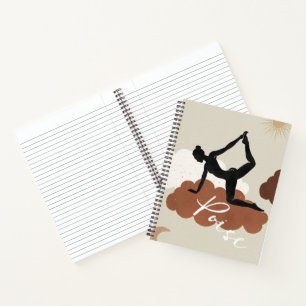 Silhouet yoga stretch pose wolken zon maan poise notitieboek