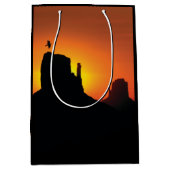 Silhouette Desert Sunset Southwestern Medium Cadeauzakje (Voorkant)