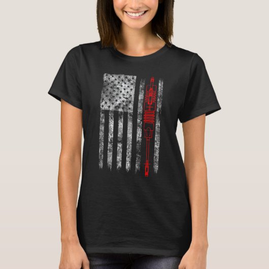 Silhouette Fuse Cutout American Flag Lineman T-shirt (Voorkant)
