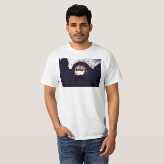 Silhouette Garden Gate T-shirt (Voorkant volledig)