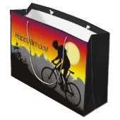 Silhouette Mountain Bike Happy Birthday Groot Cadeauzakje (Achterkant Gekanteld)