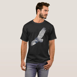 Silhouette of Bird in Flight ondersteund door wolk T-shirt