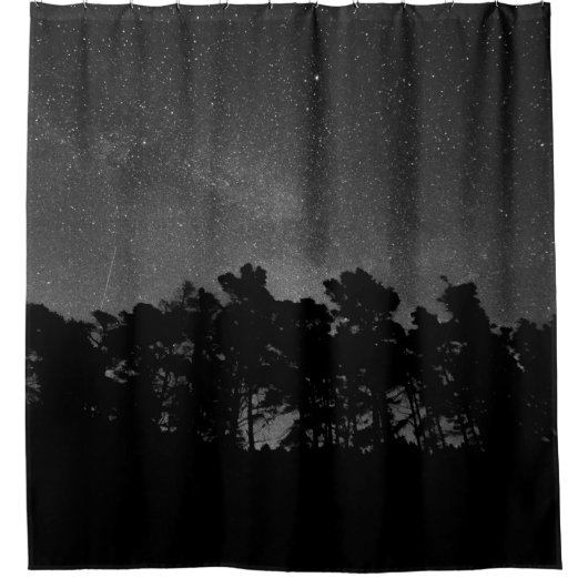 SILHOUETTE OF FOREST TIJDENS DE NACHTTIME DOUCHEGORDIJN (Voorkant)
