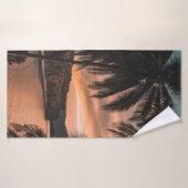 Silhouette palmboom tijdens het gouden uur badhanddoek (Badhanddoek)