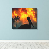 Silhouette Pelikaan Kijken naar een Wildfire Canvas Afdruk (Insitu (Houten vloer))