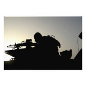 Silhouette van een Squad Automatic Weapon gunner Foto Afdruk (Voorkant)