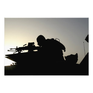 Silhouette van een Squad Automatic Weapon gunner Foto Afdruk