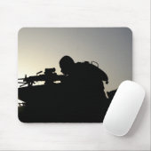 Silhouette van een Squad Automatic Weapon gunner Muismat (Met muis)