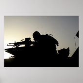Silhouette van een Squad Automatic Weapon gunner Poster (Voorkant)