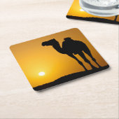 Silhouette van een wilde kameel bij zonsondergang kartonnen onderzetters (Schuin)