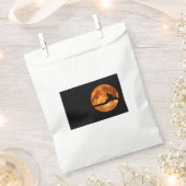 Silhouette van een zwarte kat in een boom bedankzakje (Geknipt)