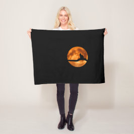 Silhouette van een zwarte kat in een boom fleece deken