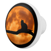 Silhouette van een zwarte kat in een boom keramische knop (Rechts)