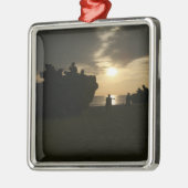 Silhouette van mariniers metalen ornament (Links)