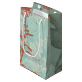 Silhouette van Rode Bloemen op Blauwgroen Achtergr Klein Cadeauzakje (Voorkant Gekanteld)