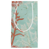 Silhouette van Rode Bloemen op Blauwgroen Achtergr Klein Cadeauzakje (Voorkant)