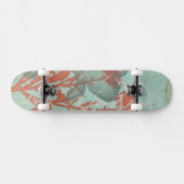 Silhouette van Rode Bloemen op Blauwgroen Achtergr Skateboard (Horizontaal)