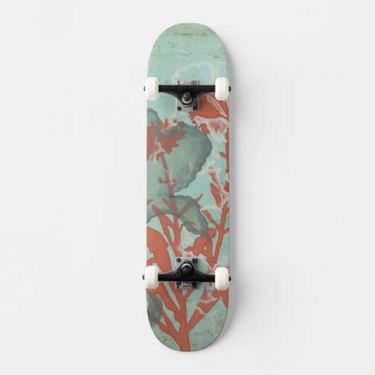 Silhouette van Rode Bloemen op Blauwgroen Achtergr Skateboard (Voorkant)