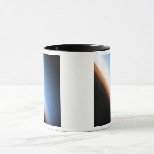 Silhouette van space shuttle Endeavor Mok (Midden)