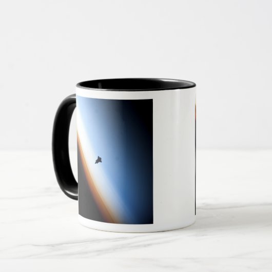 Silhouette van space shuttle Endeavor Mok (Voorkant links)