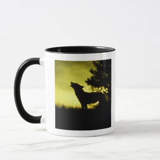 Silhouette van wolvenhowling mok (Links)