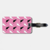 Silhouetten van zwarte en witte katten op roze bagagelabel (Achterkant horizontaal)
