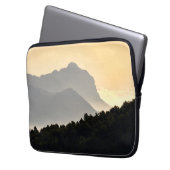 Silhouettes uit bergen laptop sleeve (Voorkant Links)