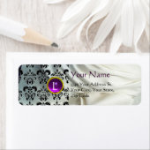 SILK DAMASK GEM paars wit Etiket (Insitu)