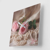 Silken Roos Vierkante Klok (Hoek)