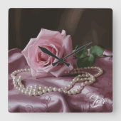 Silken Roos Vierkante Klok (Voorkant)