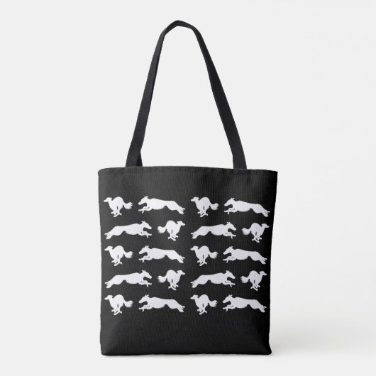 Silken Windhounds aan het lopen Tote Bag (Achterkant)