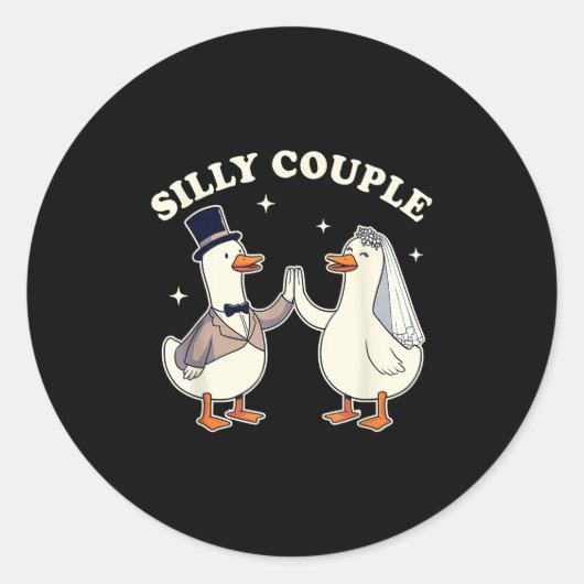 Silly Goose Bride &amp; Groom Wedding Bachelorette Ronde Sticker (Voorkant)