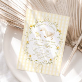 Silly Goose Gender neutral Yellow Baby Shower Kaart