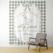 Silly Goose Green Gingham Baby Shower Backdrop Wandkleed (In situ)