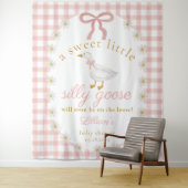 Silly Goose Pink Gingham Baby Shower Backdrop Wandkleed (In situ)