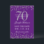 Silver 70th Birthday Save Date Details Paarse Kaart<br><div class="desc">Elegant "70th Birthday Party" ontwerp met faux glitter confetti & details tekst. Makkelijk te gebruiken en makkelijk te personaliseren. Bestel vandaag nog!</div>