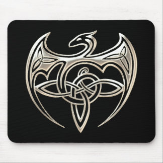 Silver and Black Dragon Trine Celtic Knoart Muismat